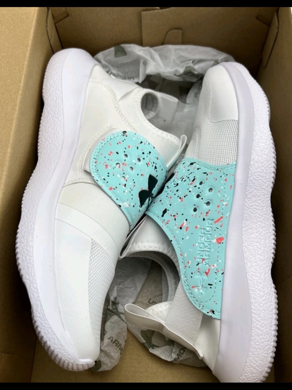 NWOB Under Armour Womens Runplay Paint 3025374-100 White Running Shoes Sz 11 - Picture 5 of 8